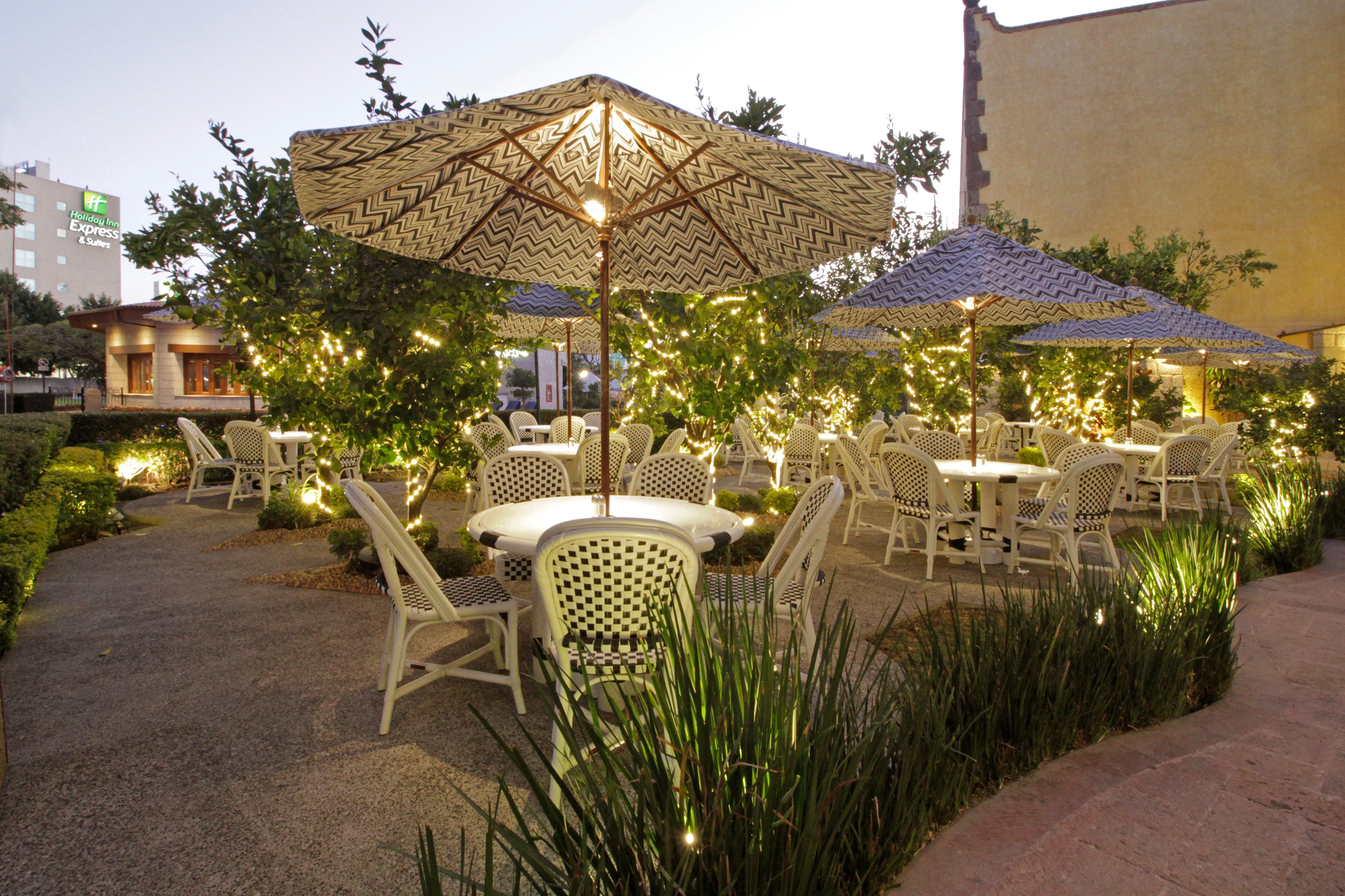 Holiday Inn Express & Suites Queretaro By Ihg Exterior foto