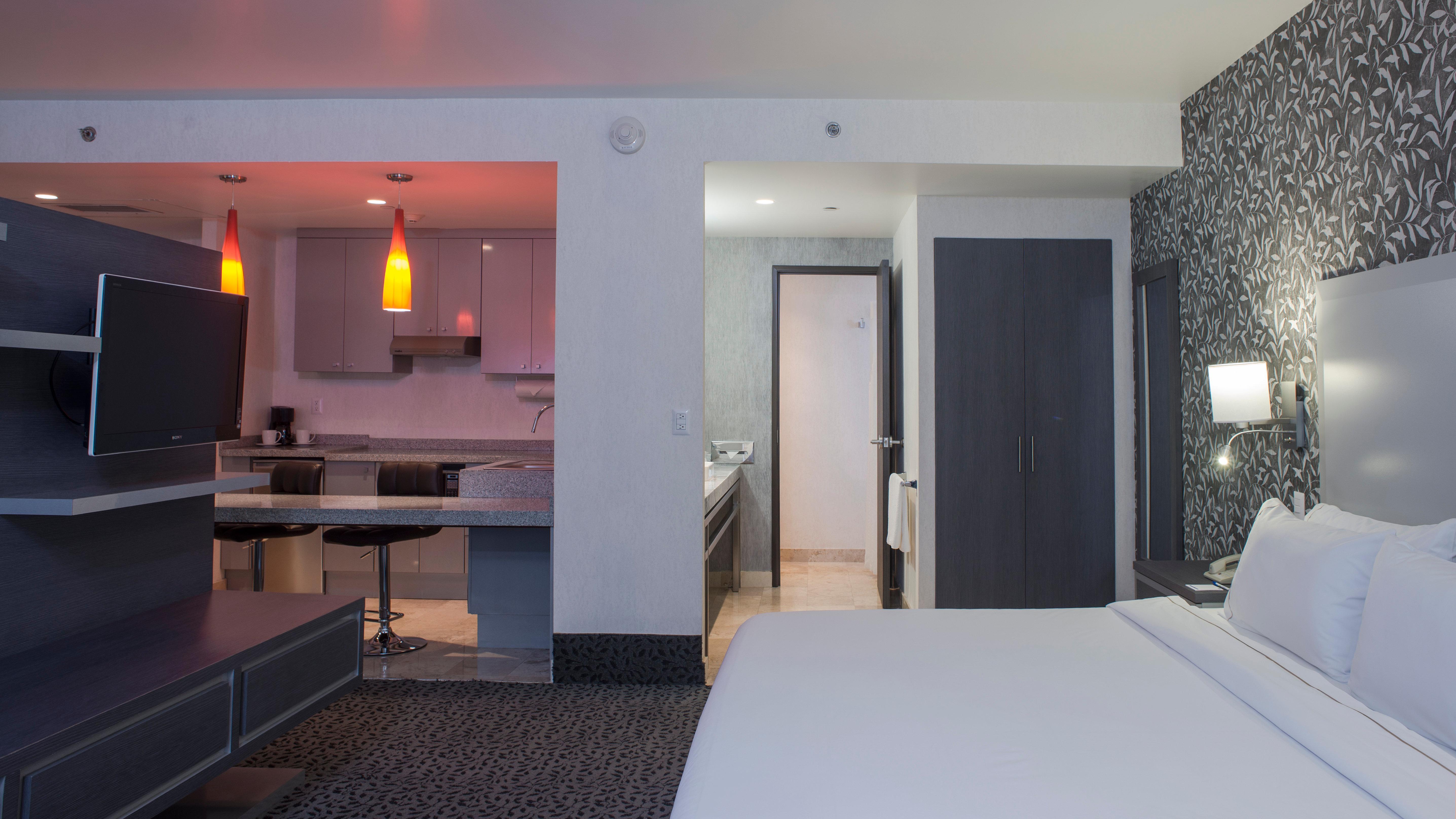 Holiday Inn Express & Suites Queretaro By Ihg Exterior foto