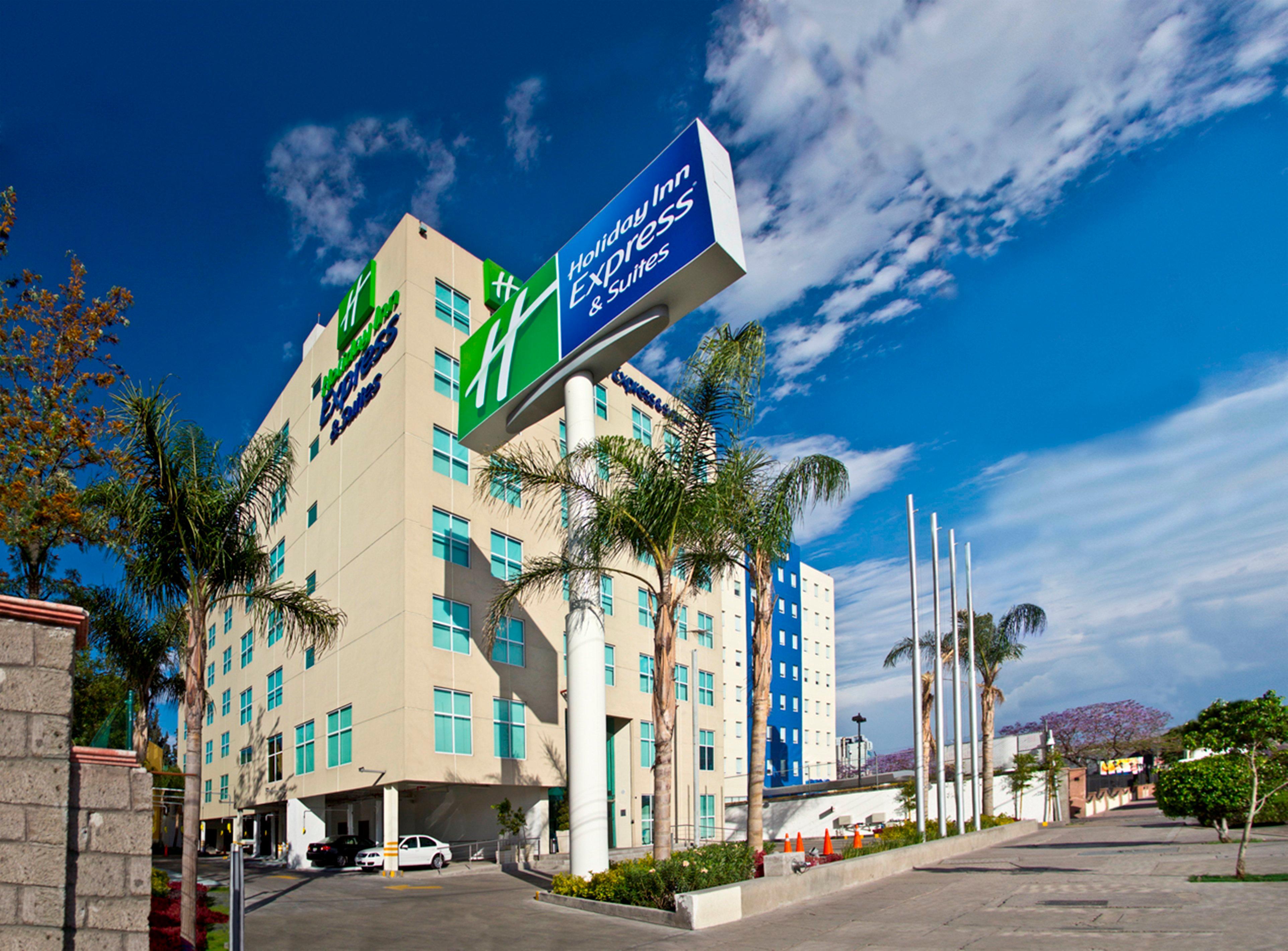 Holiday Inn Express & Suites Queretaro By Ihg Exterior foto